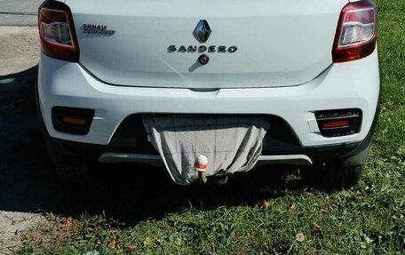 Renault Sandero II рестайлинг, 2019 год, 950 000 рублей, 1 фотография
