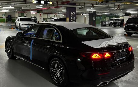 Mercedes-Benz E-Класс, 2025 год, 11 360 000 рублей, 2 фотография