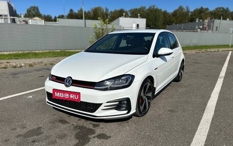 Volkswagen Golf GTI VII, 2020 год, 2 350 000 рублей, 1 фотография