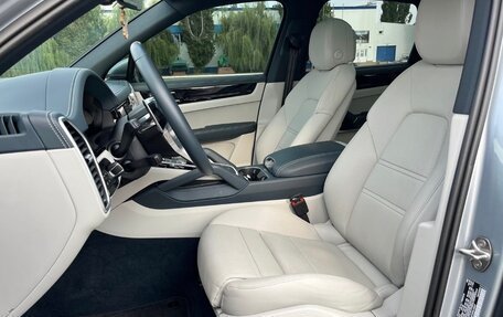 Porsche Cayenne III, 2023 год, 6 900 000 рублей, 10 фотография