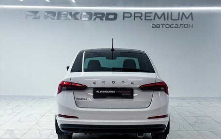 Skoda Rapid II, 2022 год, 2 400 000 рублей, 9 фотография