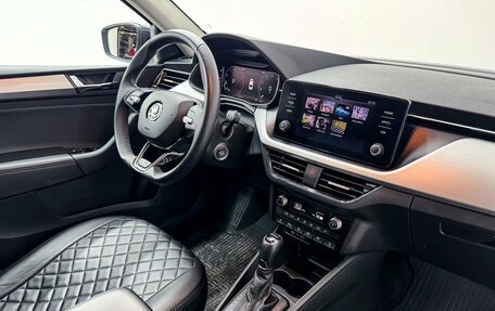 Skoda Rapid II, 2022 год, 2 400 000 рублей, 12 фотография