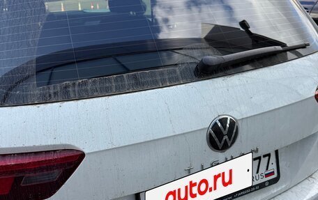 Volkswagen Tiguan II, 2020 год, 2 300 000 рублей, 2 фотография