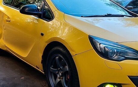 Opel Astra J, 2012 год, 670 000 рублей, 3 фотография