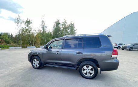 Toyota Land Cruiser 200, 2011 год, 3 299 000 рублей, 7 фотография