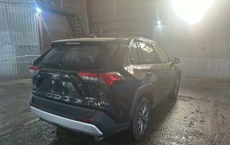 Toyota RAV4, 2025 год, 3 850 000 рублей, 3 фотография