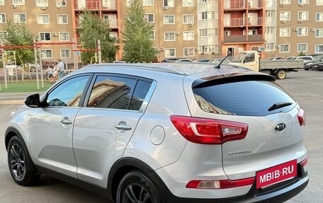 KIA Sportage III, 2010 год, 1 225 000 рублей, 2 фотография