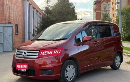 Honda Freed I, 2011 год, 1 199 000 рублей, 17 фотография
