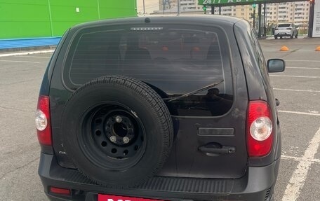 Chevrolet Niva I рестайлинг, 2017 год, 520 000 рублей, 6 фотография