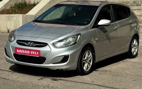 Hyundai Solaris II рестайлинг, 2011 год, 550 000 рублей, 10 фотография