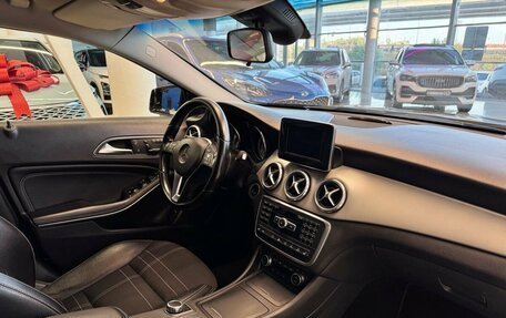 Mercedes-Benz GLA, 2015 год, 1 609 900 рублей, 9 фотография
