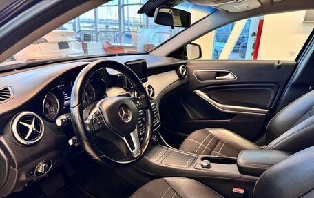 Mercedes-Benz GLA, 2015 год, 1 609 900 рублей, 10 фотография