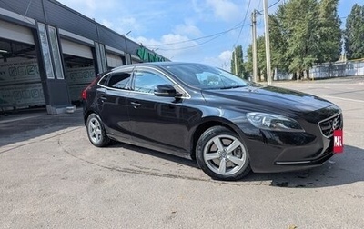 Volvo V40 II рестайлинг, 2015 год, 1 400 000 рублей, 1 фотография