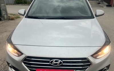 Hyundai Solaris II рестайлинг, 2017 год, 1 400 000 рублей, 1 фотография