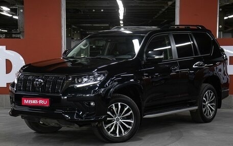 Toyota Land Cruiser Prado 150 рестайлинг 2, 2021 год, 7 499 000 рублей, 1 фотография