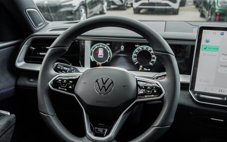 Volkswagen Teramont, 2025 год, 6 060 000 рублей, 16 фотография