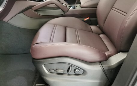 Porsche Cayenne III, 2025 год, 19 440 000 рублей, 15 фотография