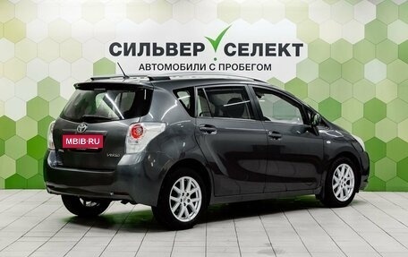Toyota Verso I, 2010 год, 1 200 000 рублей, 2 фотография