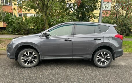 Toyota RAV4, 2015 год, 2 000 000 рублей, 1 фотография