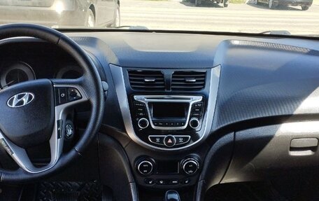 Hyundai Solaris II рестайлинг, 2014 год, 1 250 000 рублей, 3 фотография