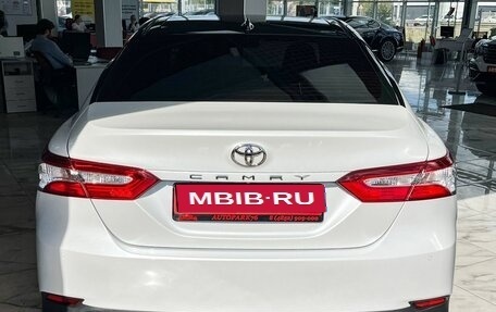 Toyota Camry, 2019 год, 2 579 000 рублей, 6 фотография