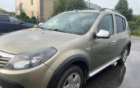 Renault Sandero I, 2012 год, 750 000 рублей, 1 фотография