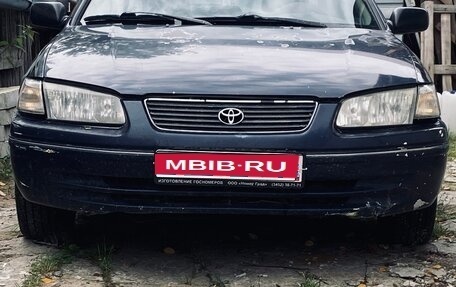 Toyota Camry, 1999 год, 270 000 рублей, 1 фотография