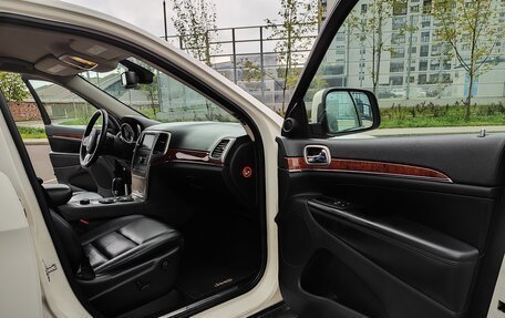 Jeep Grand Cherokee, 2012 год, 1 500 000 рублей, 11 фотография