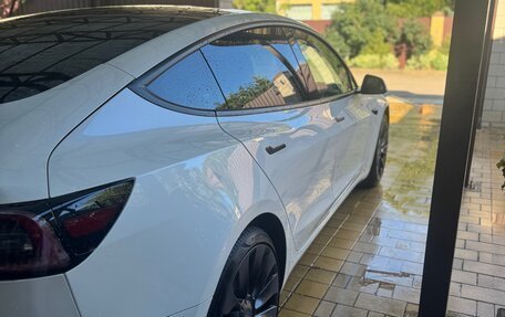 Tesla Model 3 I, 2021 год, 4 399 000 рублей, 3 фотография