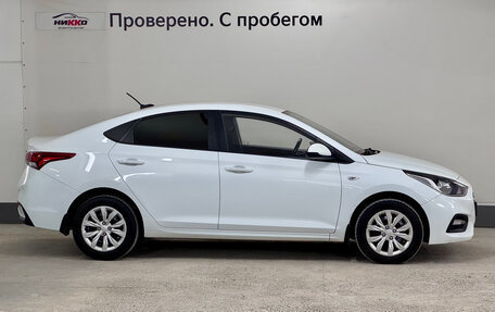 Hyundai Solaris II рестайлинг, 2017 год, 1 219 000 рублей, 3 фотография
