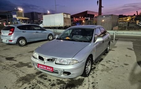 Mitsubishi Carisma I, 1995 год, 200 000 рублей, 1 фотография