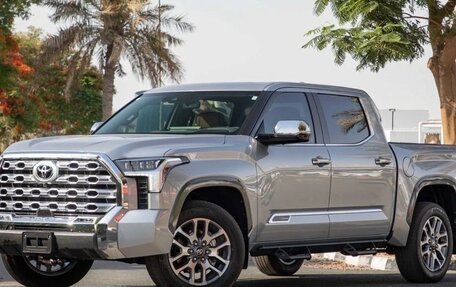 Toyota Tundra, 2025 год, 11 100 000 рублей, 2 фотография