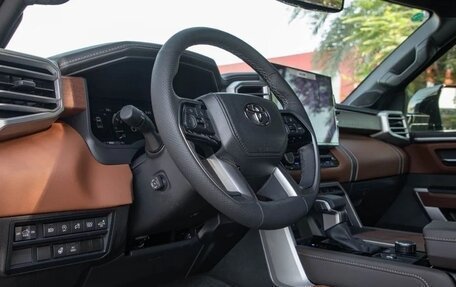 Toyota Tundra, 2025 год, 11 100 000 рублей, 9 фотография