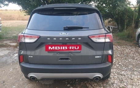 Ford Escape, 2020 год, 1 850 000 рублей, 2 фотография