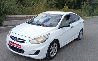 Hyundai Solaris II рестайлинг, 2012 год, 750 000 рублей, 1 фотография