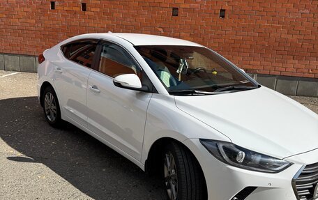 Hyundai Elantra VI рестайлинг, 2018 год, 1 650 000 рублей, 3 фотография
