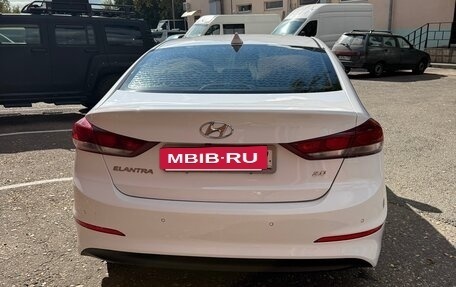 Hyundai Elantra VI рестайлинг, 2018 год, 1 650 000 рублей, 4 фотография