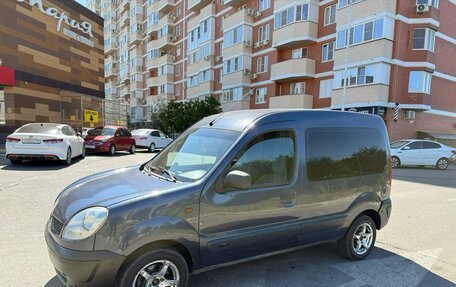 Renault Kangoo II рестайлинг, 2004 год, 430 000 рублей, 3 фотография