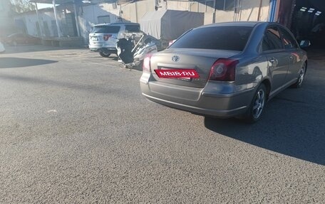 Toyota Avensis III рестайлинг, 2006 год, 450 000 рублей, 4 фотография