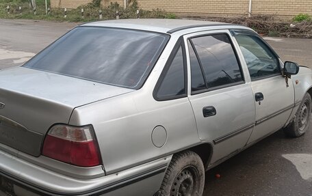 Daewoo Nexia I рестайлинг, 2004 год, 70 000 рублей, 2 фотография