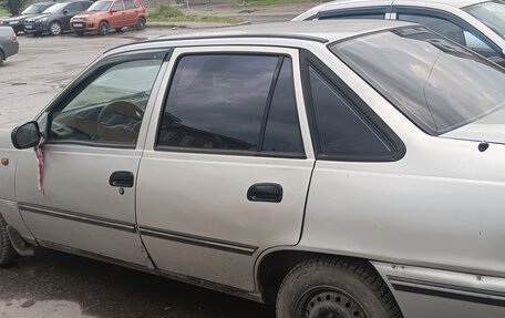 Daewoo Nexia I рестайлинг, 2004 год, 70 000 рублей, 3 фотография