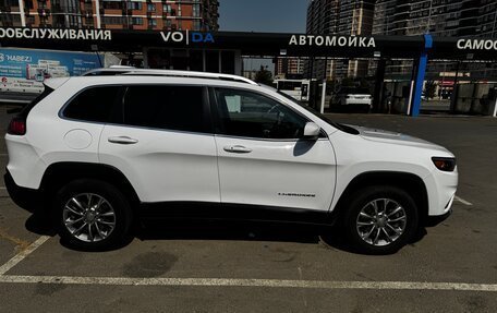 Jeep Cherokee, 2018 год, 2 700 000 рублей, 3 фотография