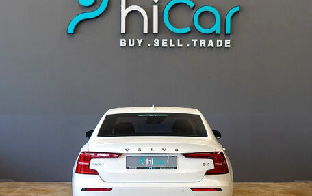 Volvo S60 III, 2022 год, 3 950 000 рублей, 3 фотография