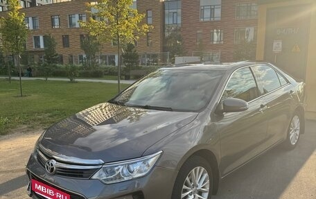 Toyota Camry, 2015 год, 1 850 000 рублей, 3 фотография