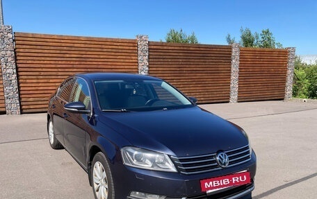 Volkswagen Passat B7, 2011 год, 920 000 рублей, 3 фотография