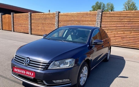 Volkswagen Passat B7, 2011 год, 920 000 рублей, 2 фотография