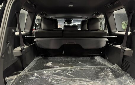 Toyota Land Cruiser Prado, 2024 год, 8 090 000 рублей, 11 фотография
