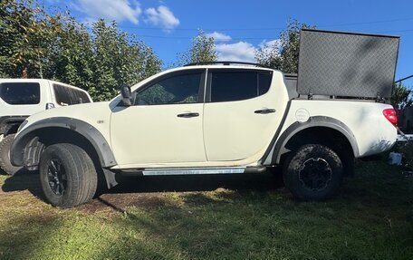 Mitsubishi L200 IV рестайлинг, 2011 год, 1 500 000 рублей, 2 фотография
