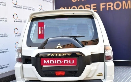 Mitsubishi Pajero IV, 2022 год, 3 600 000 рублей, 3 фотография