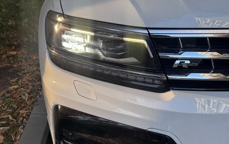 Volkswagen Tiguan II, 2018 год, 3 350 000 рублей, 11 фотография